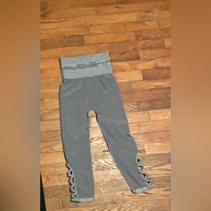Leggings: Medium